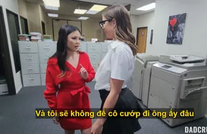 Chơi với cô bạn gái ngực khủng thật là thú vị và hấp dẫn. Thật là thú vị và phấn khích.