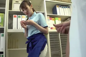 Bác sĩ thôi miên, làm nhục nữ bệnh nhân xinh đẹp